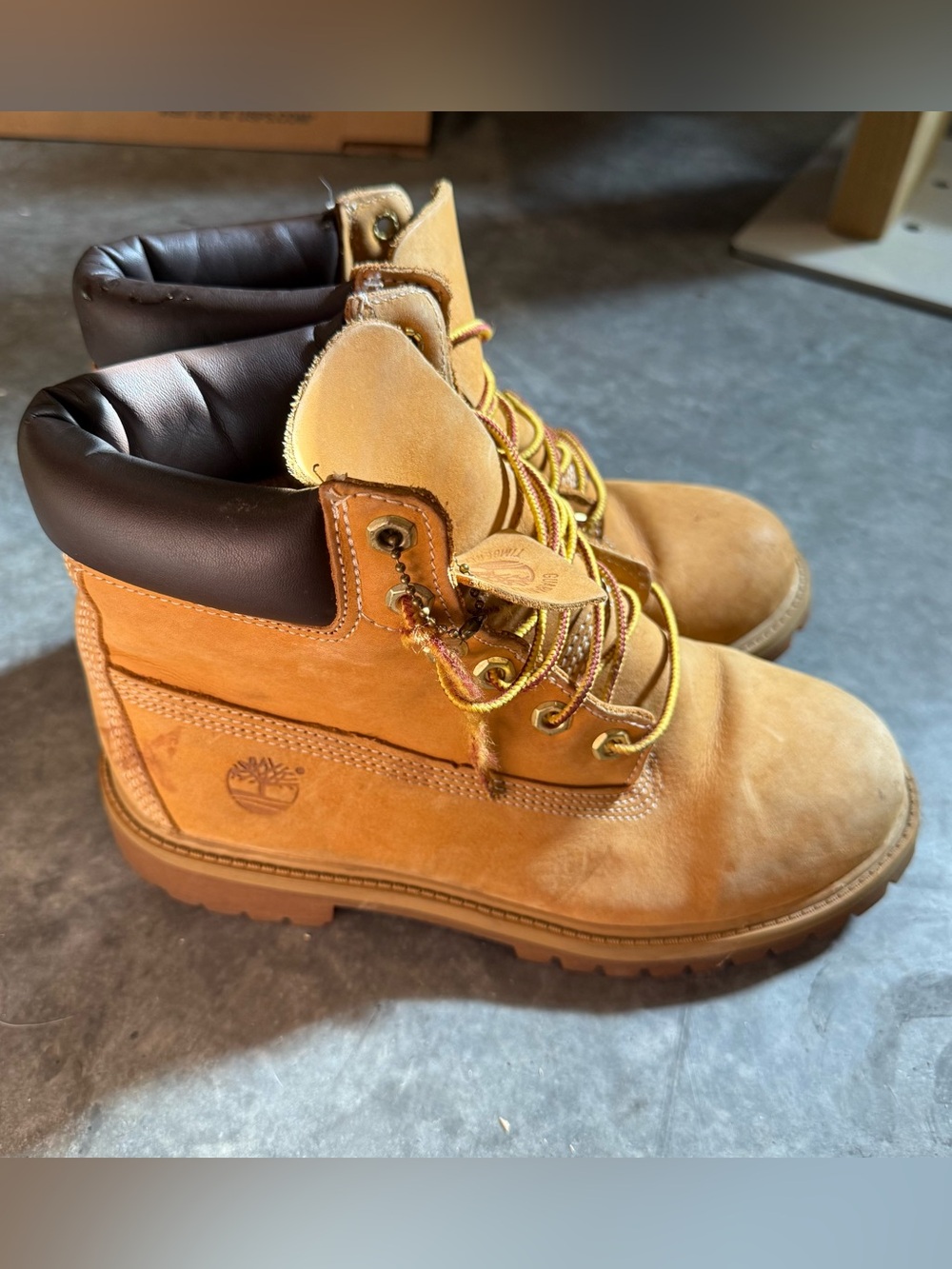 Timberland Wheat/Tan Leather Work Boots with Dark Brown Collar